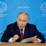 Putin warnt den Westen und sagt dass der „Diebstahl russischer