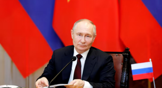 Putins hybrider Krieg eroeffnet eine zweite Front an der Ostgrenze