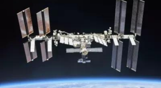 Russischer Satellit zerbricht im Weltraum und zwingt ISS Astronauten Schutz zu