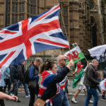 SEHEN SIE WIE Demonstranten in London zur Unterstuetzung von Trump