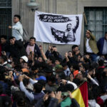 Sehen Sie Bolivianischer General wird nach gescheitertem Putschversuch live im