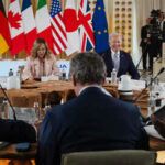 Selenskyj fordert G7 auf „Marshallplan fuer Wiederaufbau im Stil des