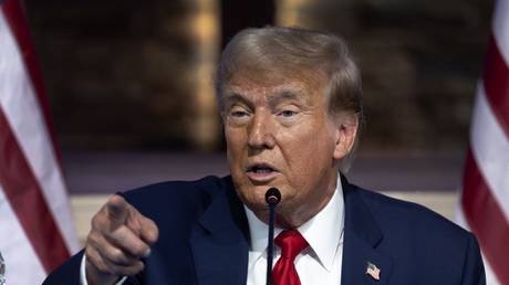 Trump Keine „endlosen Zahlungen an Selenskyj mehr — RT Weltnachrichten