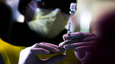 US Bundesstaat verklagt Pfizer wegen „irrefuehrender Behauptungen zum Covid 19 Impfstoff — World