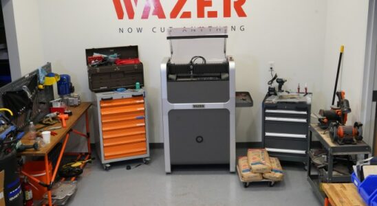 Wazer Pro macht Desktop Wasserstrahlschneiden erschwinglicher