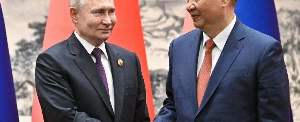 Xi und Putin verbuchen Erfolge Weitere asiatische Staatschefs streben BRICS Beitritt