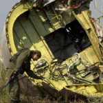 Angehoerige der beim Abschuss von MH17 getoeteten Personen erinnern sich