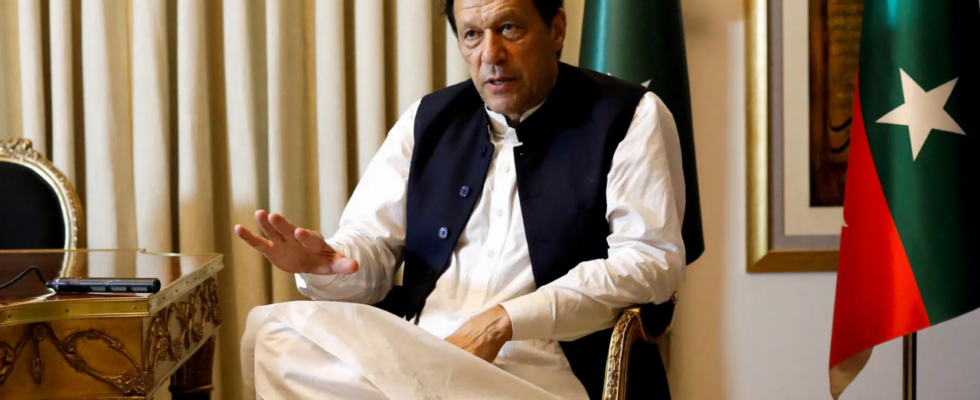 Bushra Bibi behauptet Imran Khan habe mit dem Tod bedroht