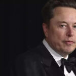 Elon Musk bittet um mehr Zeit fuer Designaenderungen am Tesla Robotaxi
