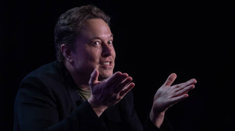 Elon Musk gibt Sicherheitswarnung fuer WhatsApp heraus — World