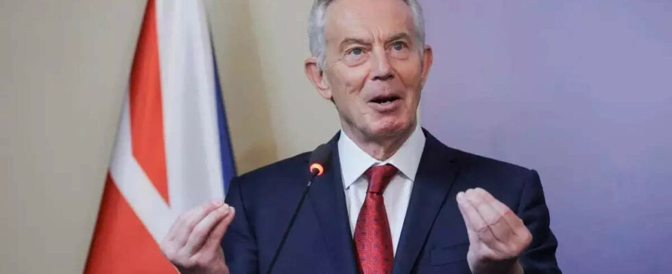 Ex Premier Blair gibt Grossbritanniens neuem Fuehrer „Ratschlaege