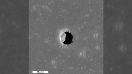 Forscher bestimmen moeglichen Standort fuer Mondbasis — World