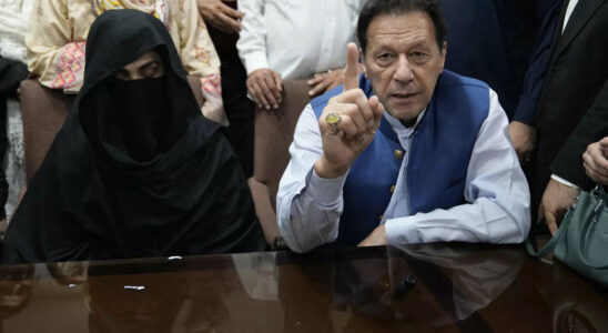 Pakistanisches Gericht spricht Ex Premierminister Imran Khan und seine Frau in