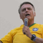 Quellen zufolge wird Brasiliens Praesident Bolsonaro wegen Geschenken aus Saudi Arabien