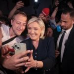 Rassemblement National steht in Frankreich vor historischem Wahlsieg – Umfrage