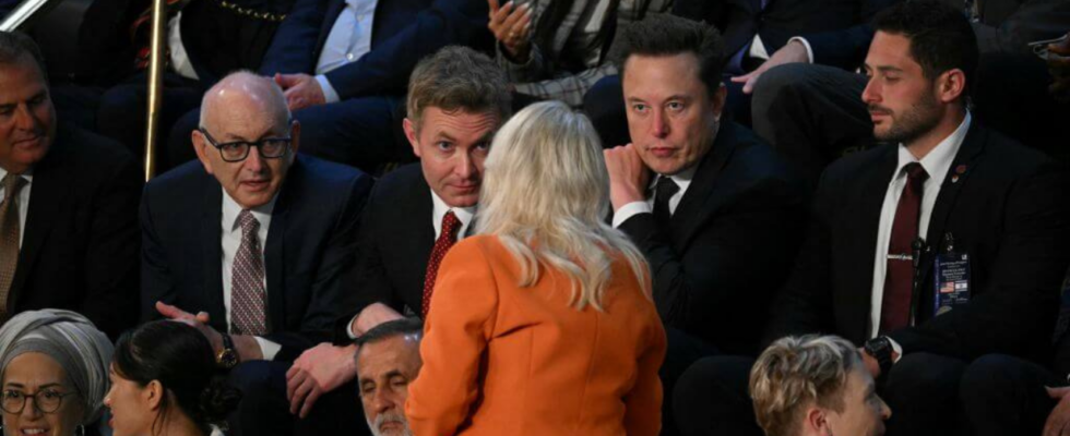 Rede von Netanjahu Elon Musk sitzt in Netanjahus Privatloge waehrend