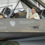 Selenskyj behauptet der Westen sei mit seinen F 16 Kampfflugzeugen zu langsam