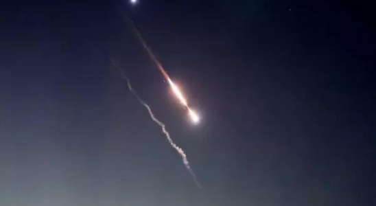 Ukrainischer Drohnenangriff brennt russische Munitionsanlage in Woronesch nieder