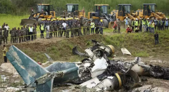 Warum kommt es in Nepal so oft zu Flugzeugabstuerzen