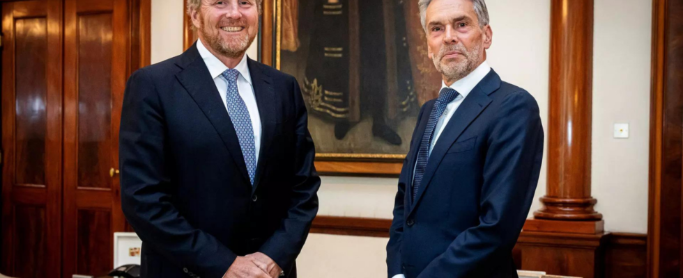 Wer ist Dick Schoof Der neue niederlaendische Premierminister mit Geheimdienst Wurzeln