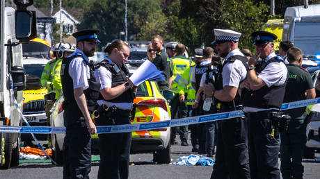 ﻿Bei „grauenhaftem Messerangriff in Grossbritannien wurden mehrere Opfer gemeldet —