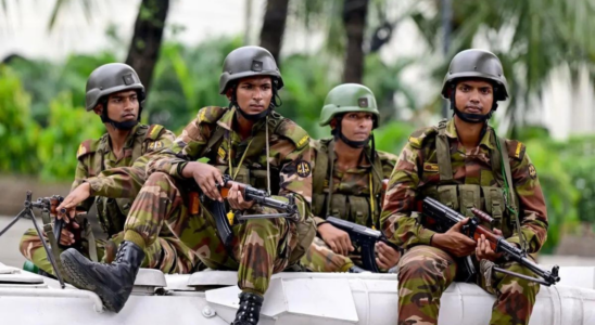 Bangladeschs Armee nimmt inmitten von Unruhen umfassende Umstrukturierungen an der