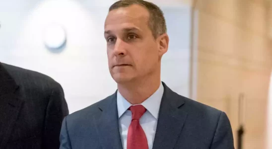 Donald Trumps Wahlkampfteam stellt Corey Lewandowski nach 8 Jahren wieder.webp