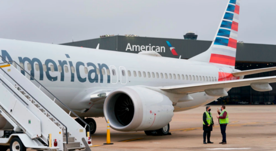 Mann mit „blutigem Kopf weigerte sich ein Flugzeug der American