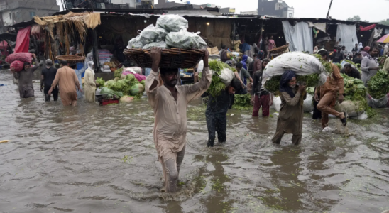 Pakistan Lahore verzeichnet schwerste Niederschlaege seit Jahren