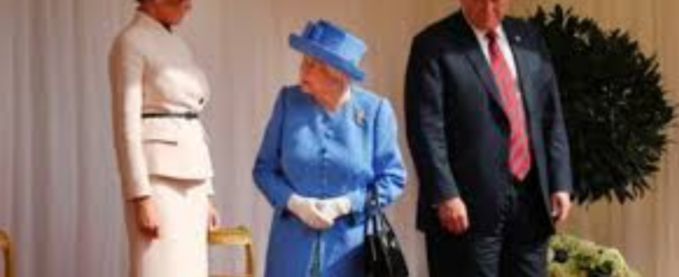 Palastbeamter Koenigin Elizabeth II hielt die Trumps fuer „liebenswuerdige Gaeste