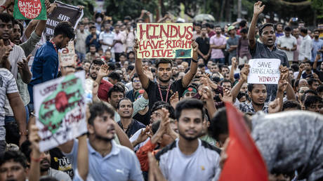 Proteste gegen Angriffe auf Hindus in Bangladesch wueten — World