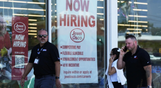 USA verlaengern Einstellungsstopp waehrend die Arbeitslosigkeit am hoechsten ist seit