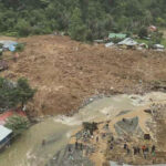 Erdrutsch in Indonesien Erdrutsch in einer Goldmine im Westen Indonesiens