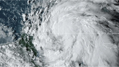 Hurrikan Helene Hurrikan Helene loest Massenevakuierungen in Florida aus als