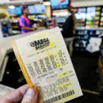 Mega Millions Jackpot Ticket von texanischer Tankstelle gewinnt 800 Millionen Dollar