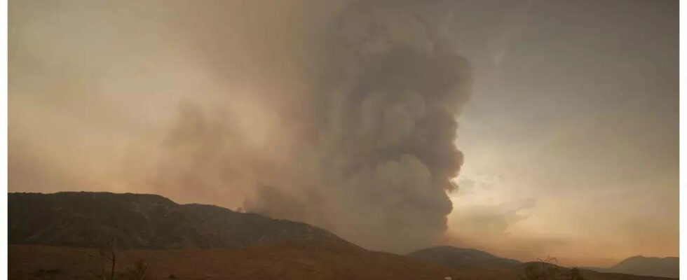 Waldbrand in Suedkalifornien zwingt zu Evakuierungen Das muessen wir wissen