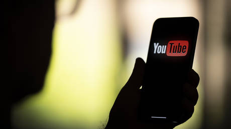 YouTube sperrt angeblich mit Russland verbundene rechtsextreme Kanaele — World