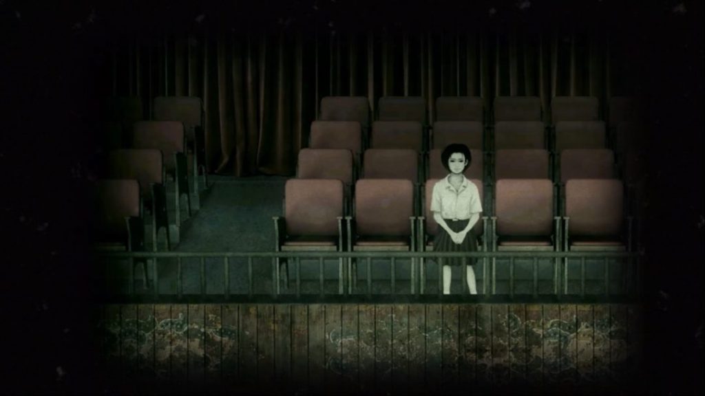 Kind sitzt in einem gruseligen, leeren Auditorium im Indie-Horrorspiel Detention