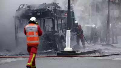 Bei einem Brand in einem Schulbus in Thailand befuerchtet man