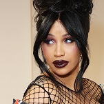 Cardi B sagt EINEN Auftritt beim Music Fest wegen „medizinischem