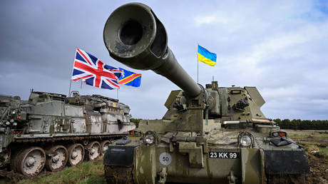 Grossbritannien erwaegt Truppenentsendung in die Ukraine – The Times –