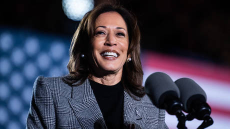 Kamala Harris verwirrt die singende Menge VIDEO – World