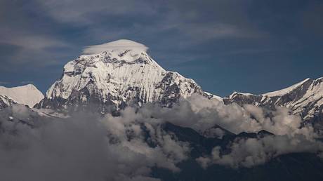 Russische Bergsteiger sterben in Nepal – World