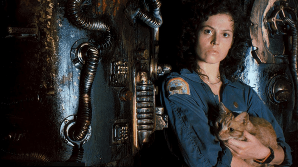 Sigourney Weaver als Ellen Ripley mit der Katze aus Alien (1979) über IMDb