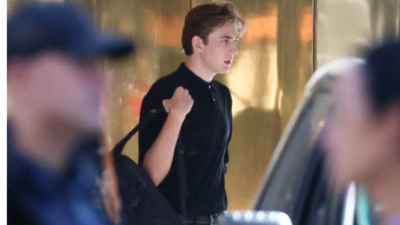 Barron Trump Koffer Barron Trumps virale Aktentasche mit dem Video „Ich