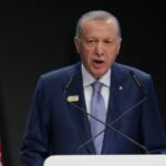 Der tuerkische Politiker Erdogan bespricht den Krieg in der Ukraine