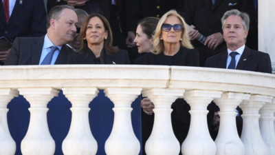 Kamala Harris Jill Biden Ignorieren Kamala Harris und Jill Biden