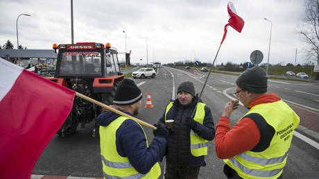 Polnische Bauern drohen damit alle Grenzuebergaenge zur Ukraine zu blockieren