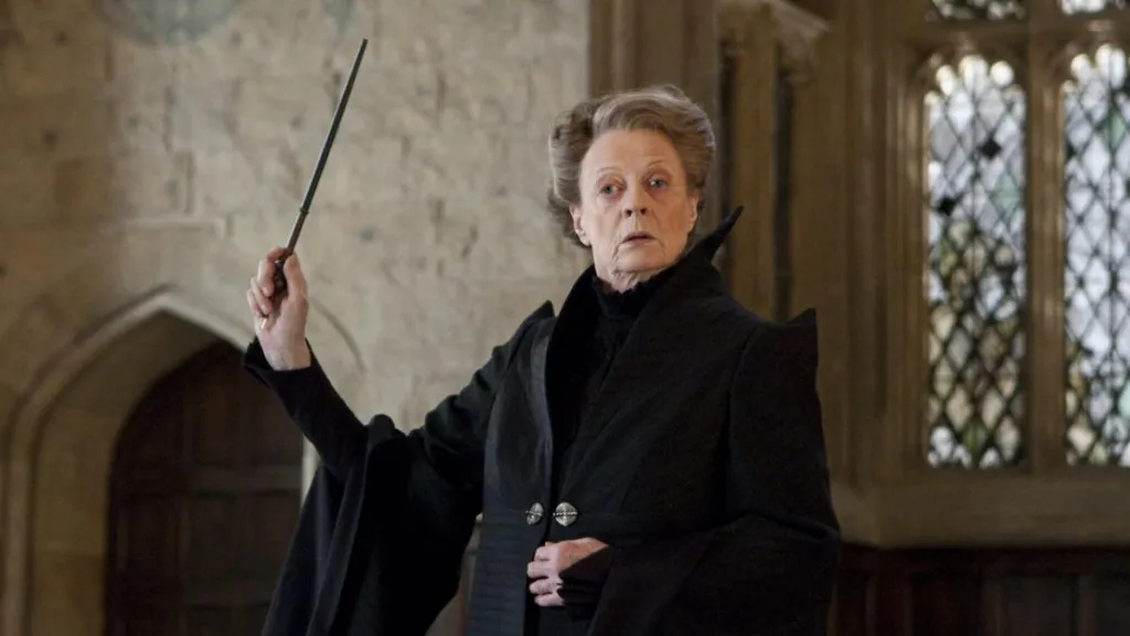 Maggie Smith als Professorin Minerva McGonagall in Harry Potter und die Heiligtümer des Todes Teil 2 als Teil eines Artikels über den Tod von Prominenten.