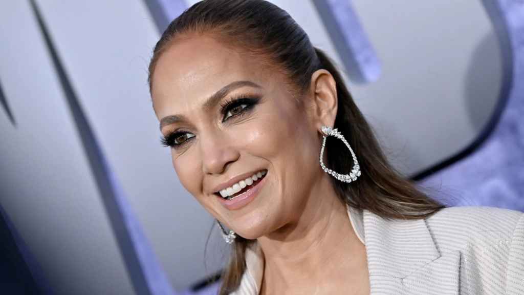 Jennifer Lopez im Rahmen eines Artikels über Verschwörungstheorien.